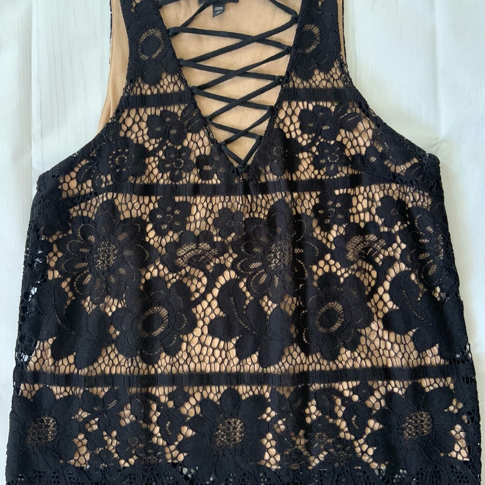 Express Black Floral Lace Camisole with Nude Lining
Size Small